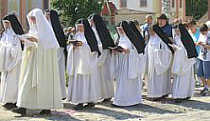 Muttergottes-Andacht mit Prozession im Kloster St. Marienthal