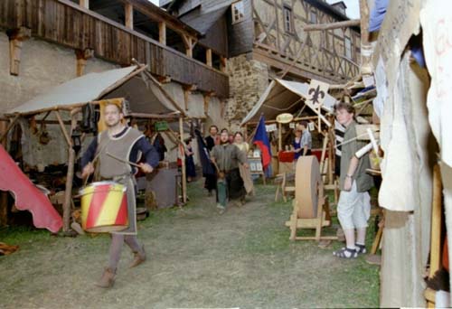 Mittelalterliches Burg(k)-Spektakel